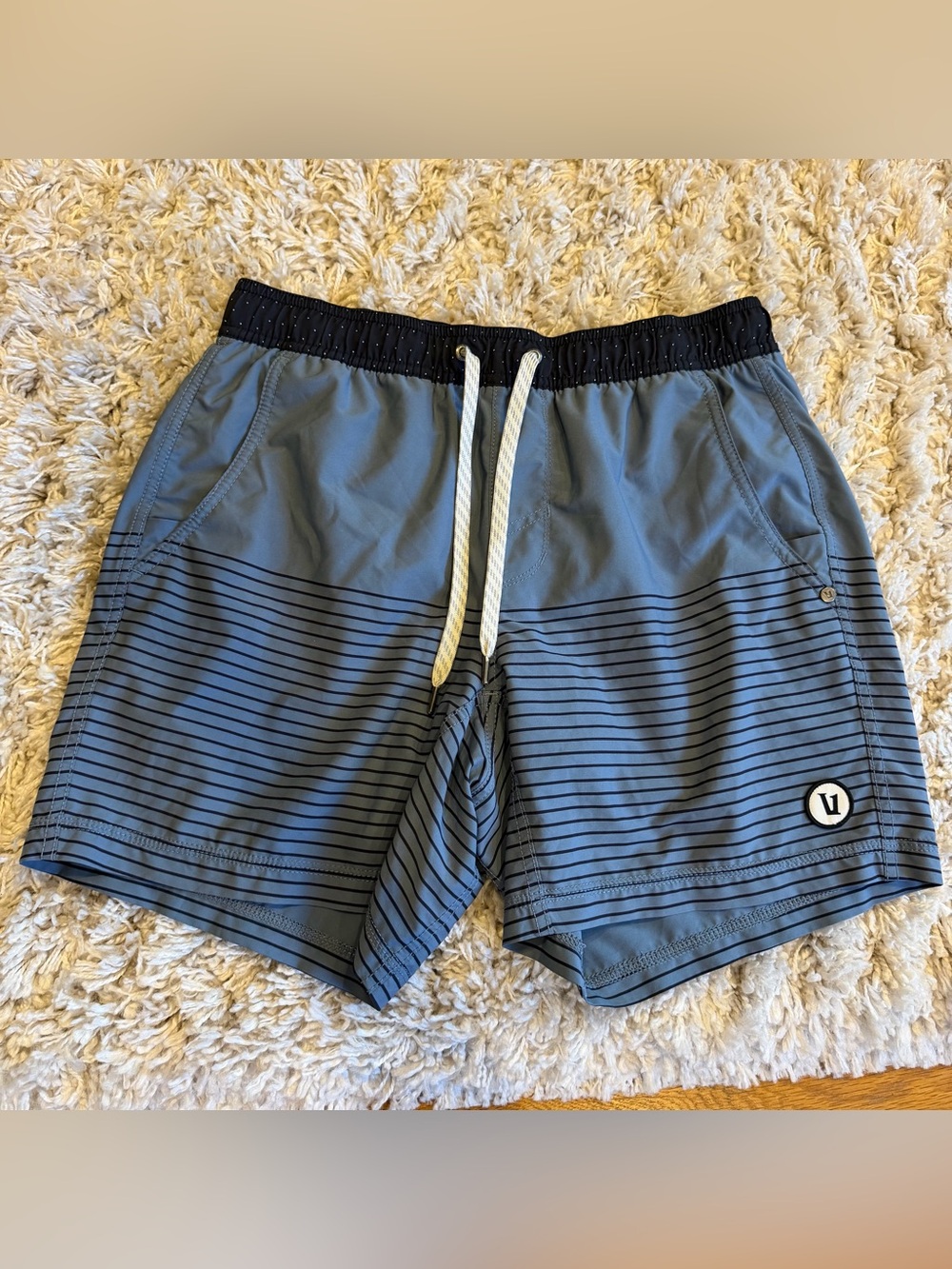 Vuori Kore Short, Lined, 6” Small